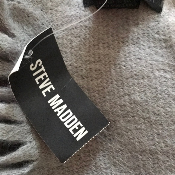 NWOT, STEVE MADDEN, Shawl - Picture 3 of 5